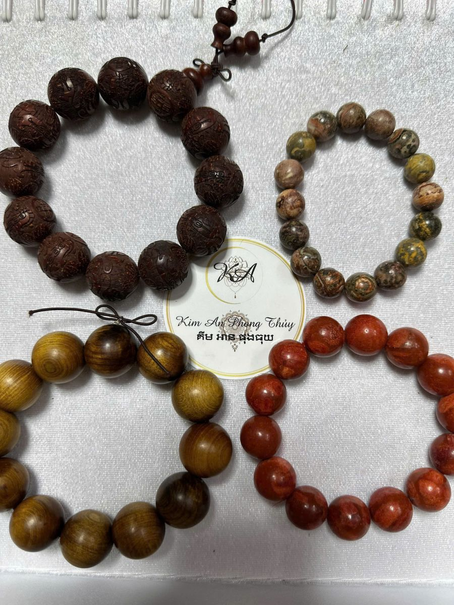 Vòng tay phong thủy Bình Thạnh