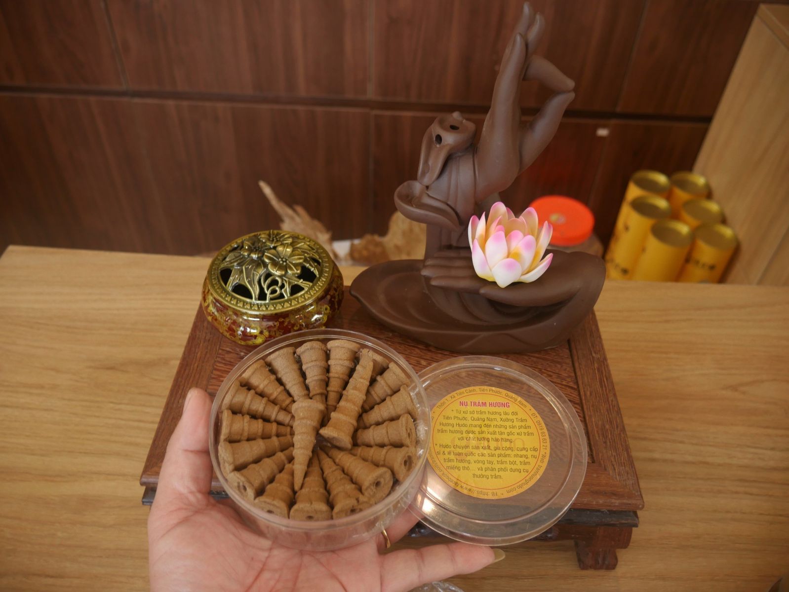 nụ trầm xông nhà